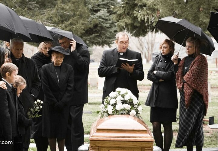 Complete Guide to Choosing a Buddhist Funeral Package